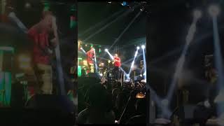 Wizkid performed with R2bees on stage in Accra