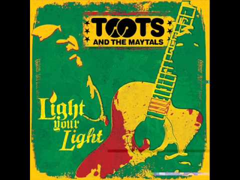 Putar Struggle - Toots & The Maytals