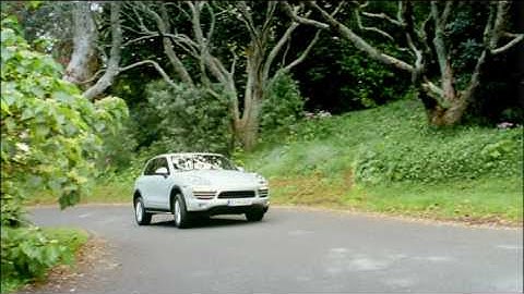 The new Cayenne - Official Trailer from Geneva