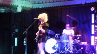 St. Vincent - 'Every Tear Disappears' (Live at Paradiso, Amsterdam, February 15th 2014) HQ