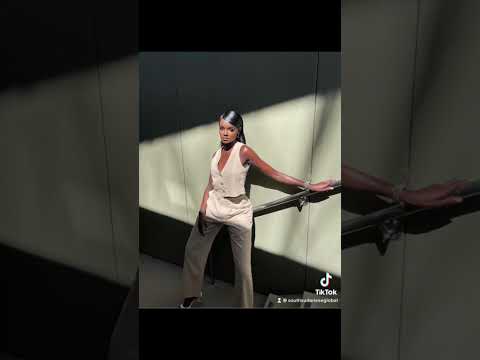 باربي السمراء من جنوب السودان     