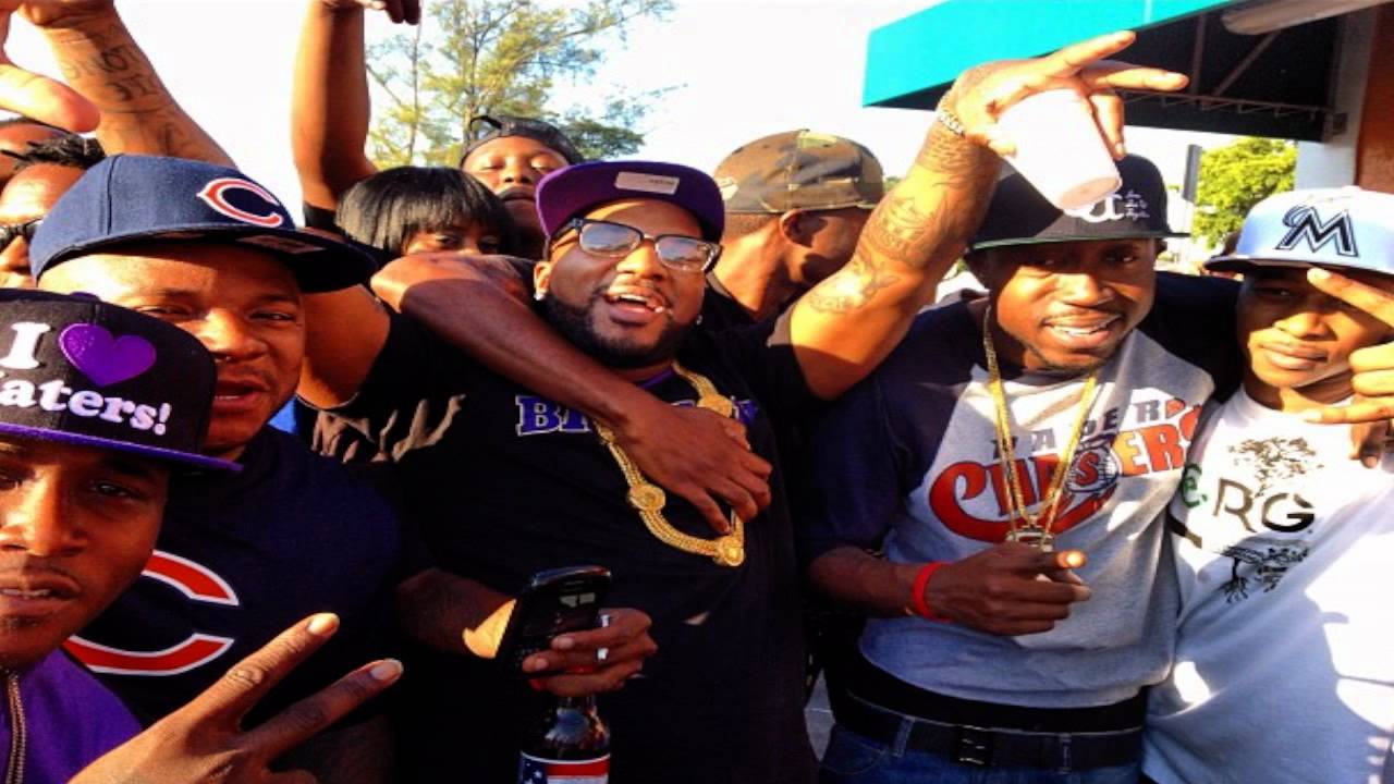 Young Jeezy Go Ft E 40 YG YouTube Young jeezy go ft e 40 yg youtube