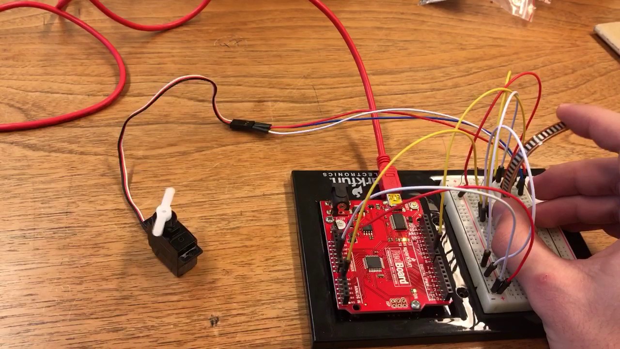 Flex sensor controlled servo with Arduino - YouTube