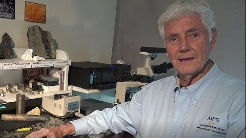 Geologists in Action! Reflected Light Ore Microscopy with Jim Paschis, CPG 8456