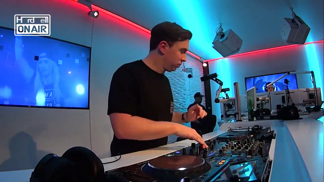 Hardwell & Timmy Trumpet - The Underground (Hardwell On Air 350)_HD
