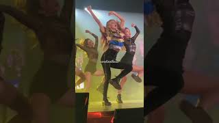 HD 190120 LISA SWALLA SOLO DANCE STAGE   BLACKPINK  블랙핑크  in JAKARTA FANCAM