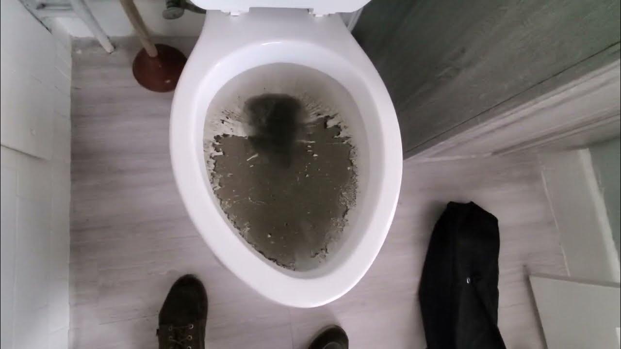Using a toilet auger to unclog a toilet YouTube