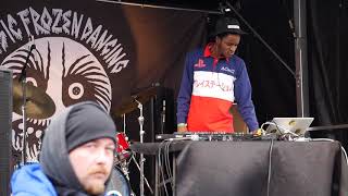 DJ Taye at Music Frozen Dancing