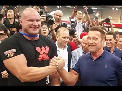 Lars Rørbakken and Arnold Schwarzenegger Supermach Armwrestling