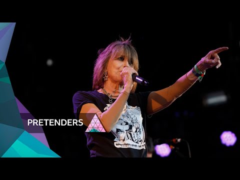 Pretenders (feat. Johnny Marr & Dave Grohl)  - Tattooed Love Boys (Glastonbury 2023)