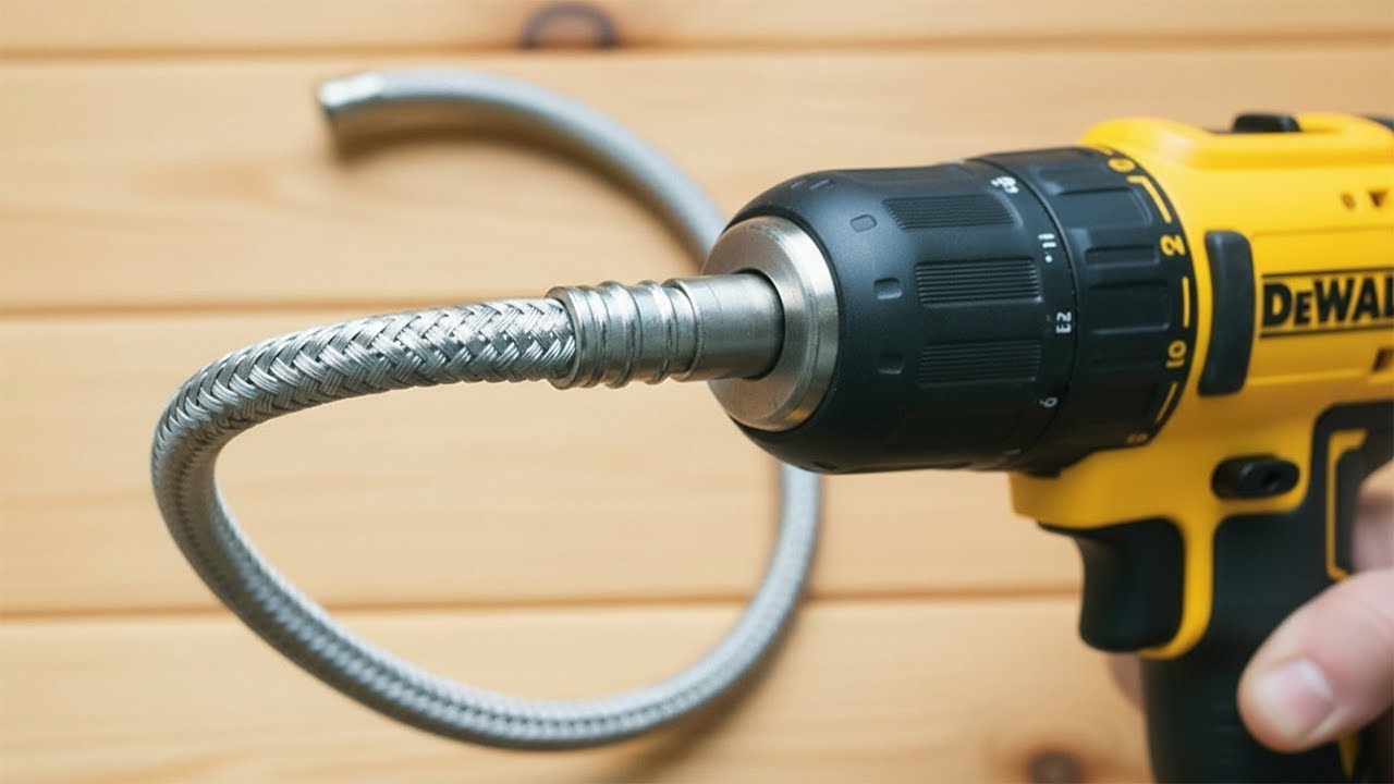 Просто вставьте водопроводный шланг в дрель. Миллиарды людей не знают этого секрета!