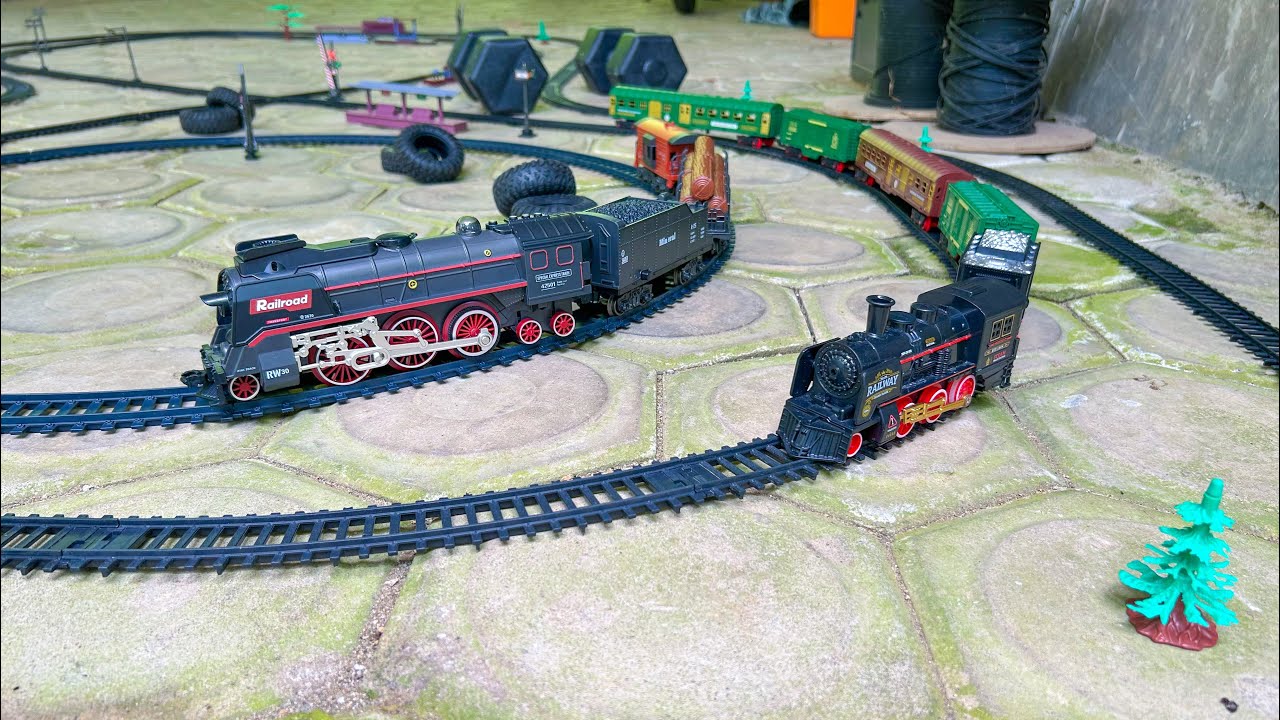 Mencari & Merakit Mainan 2 Kereta Uap Klasik Asap Tebal | DS-TOY