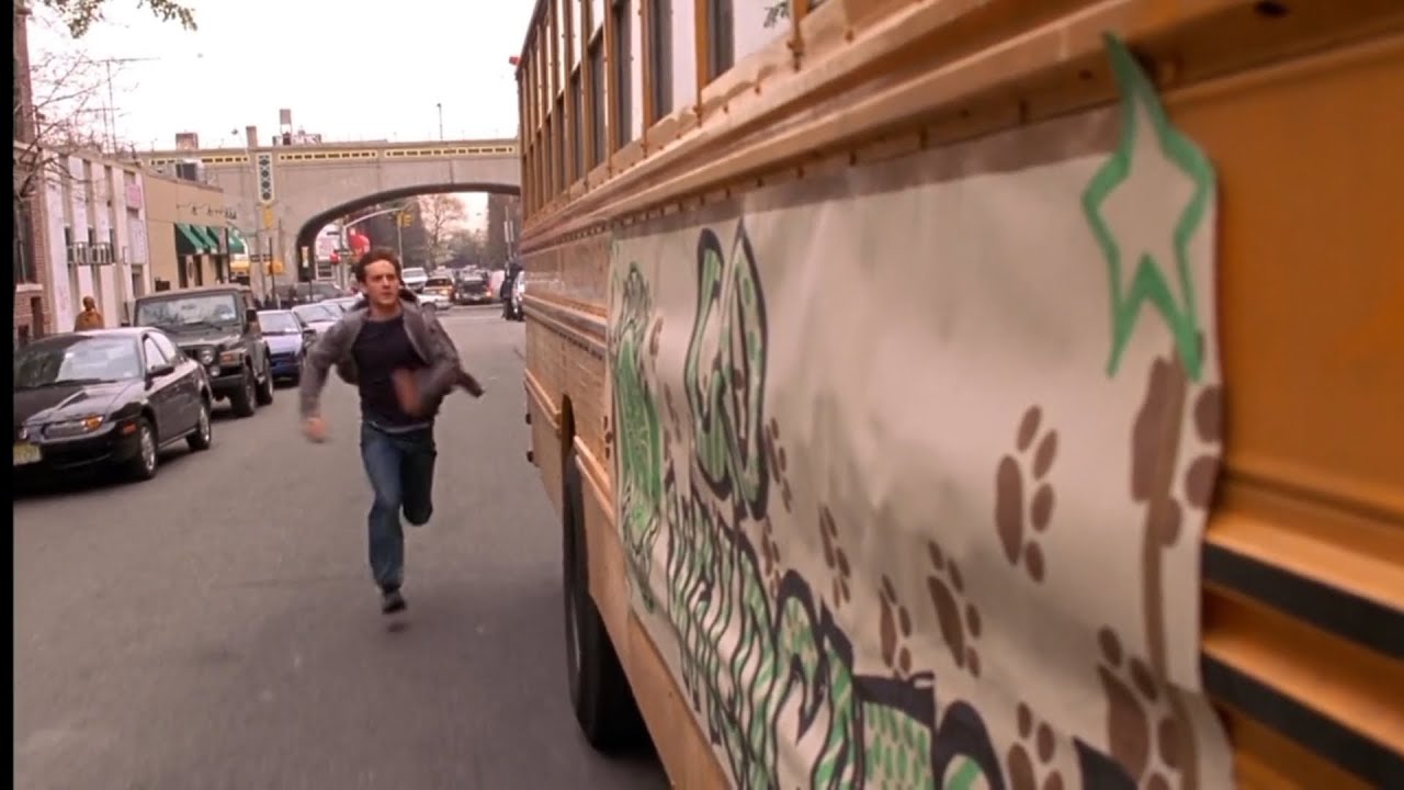 Peter Misses the Bus – Spider-Man (2002) - YouTube