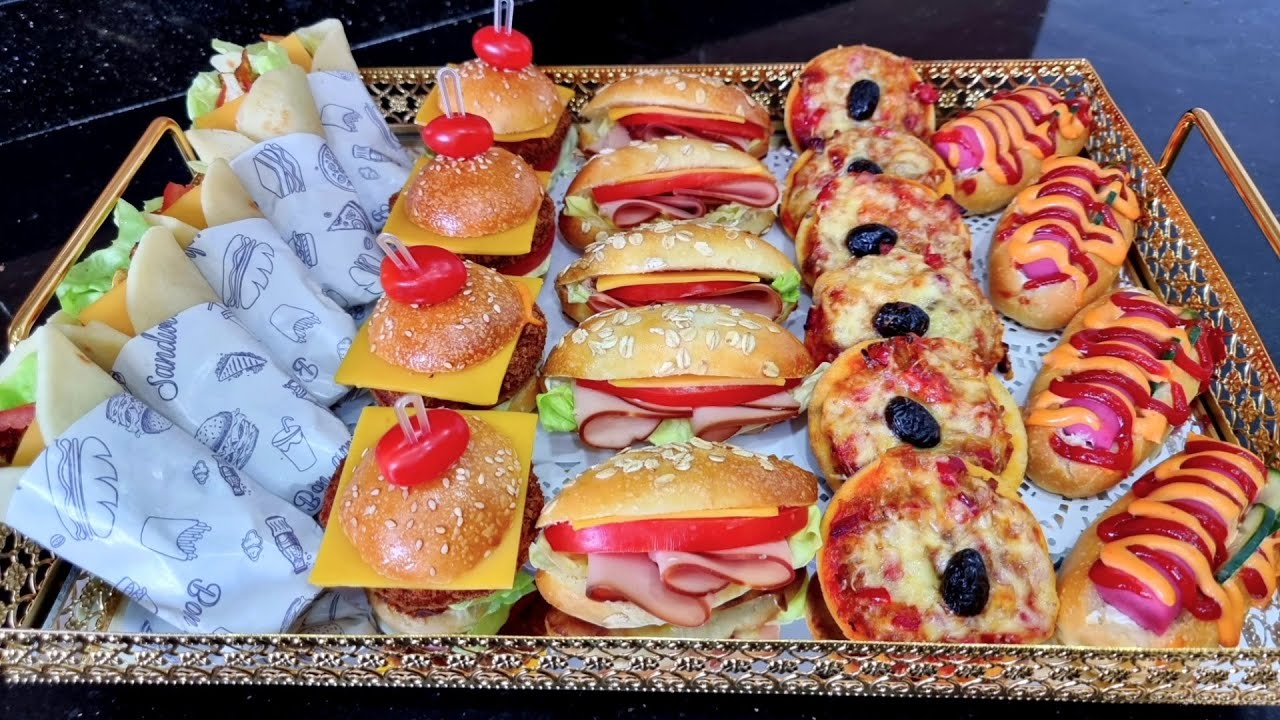 كيف طلبتوه👌بعجين واحد تشكيلة مملحات بحشوات مختلفة لذيذة وبسيطة🔝ديال تحميرت لوجه🥰ينفعوك لشهر رمضان🌙