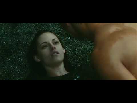 Twilight Saga: New Moon Official Trailer 3 [HD]