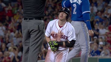 TOR@BOS: Hanigan smacks an RBI double to right field