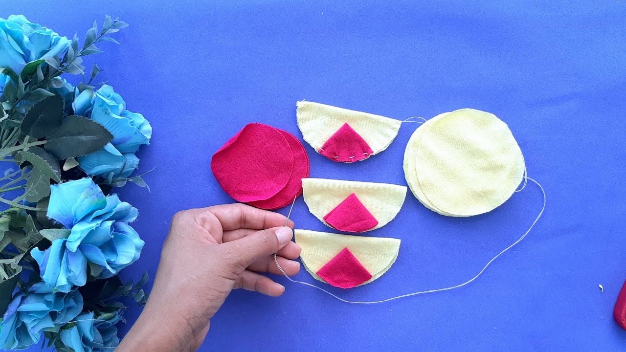 FLOR DIFERENTE DE FUXICOS