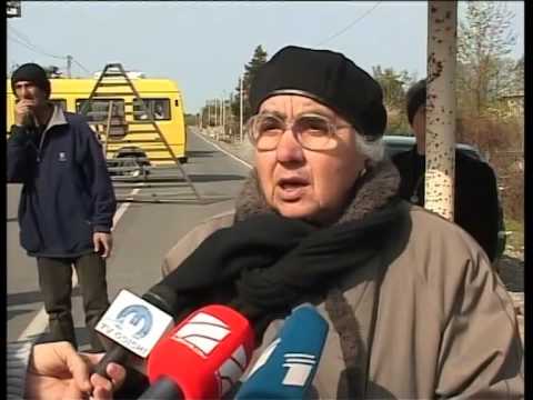 გოგიტა აბულაძის მშობლებმა დღეს ანაკლია-ზუგდიდის ცენტრალური გზა რამდენიმე საათით გადაკეტეს.