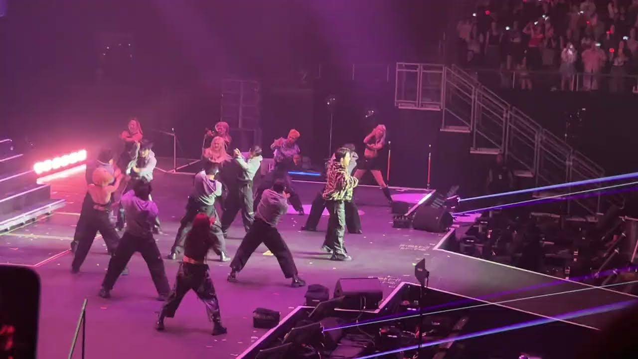SEVENTEEN - Shake It Off + Jungle 102125 Austin 