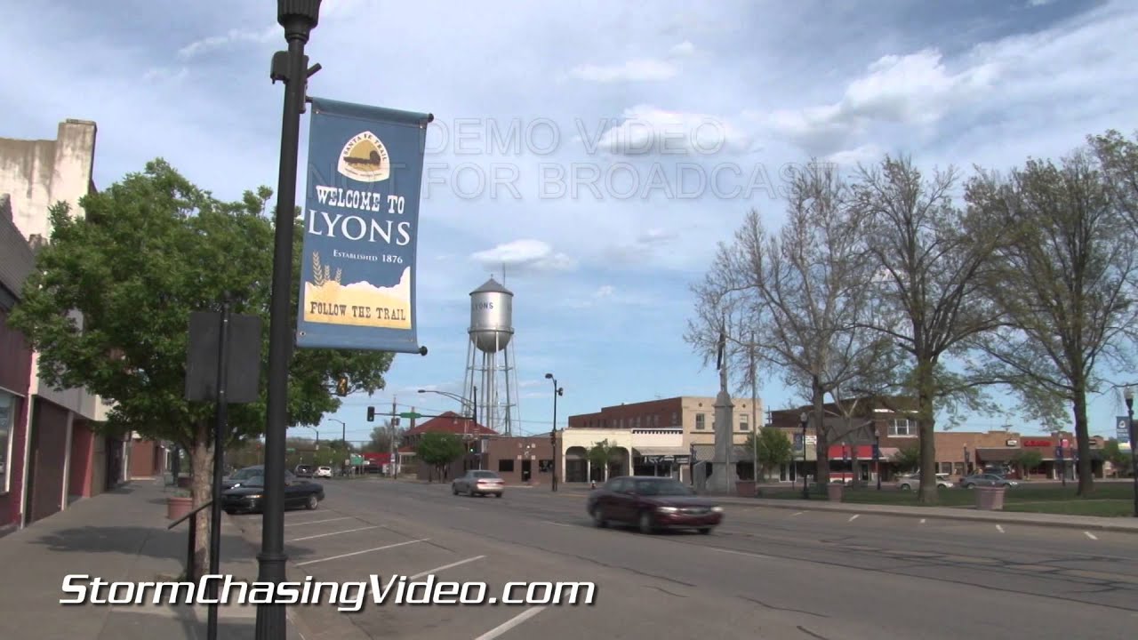 5/3/2014 Lyons, Kansas Warm WX BRoll YouTube
