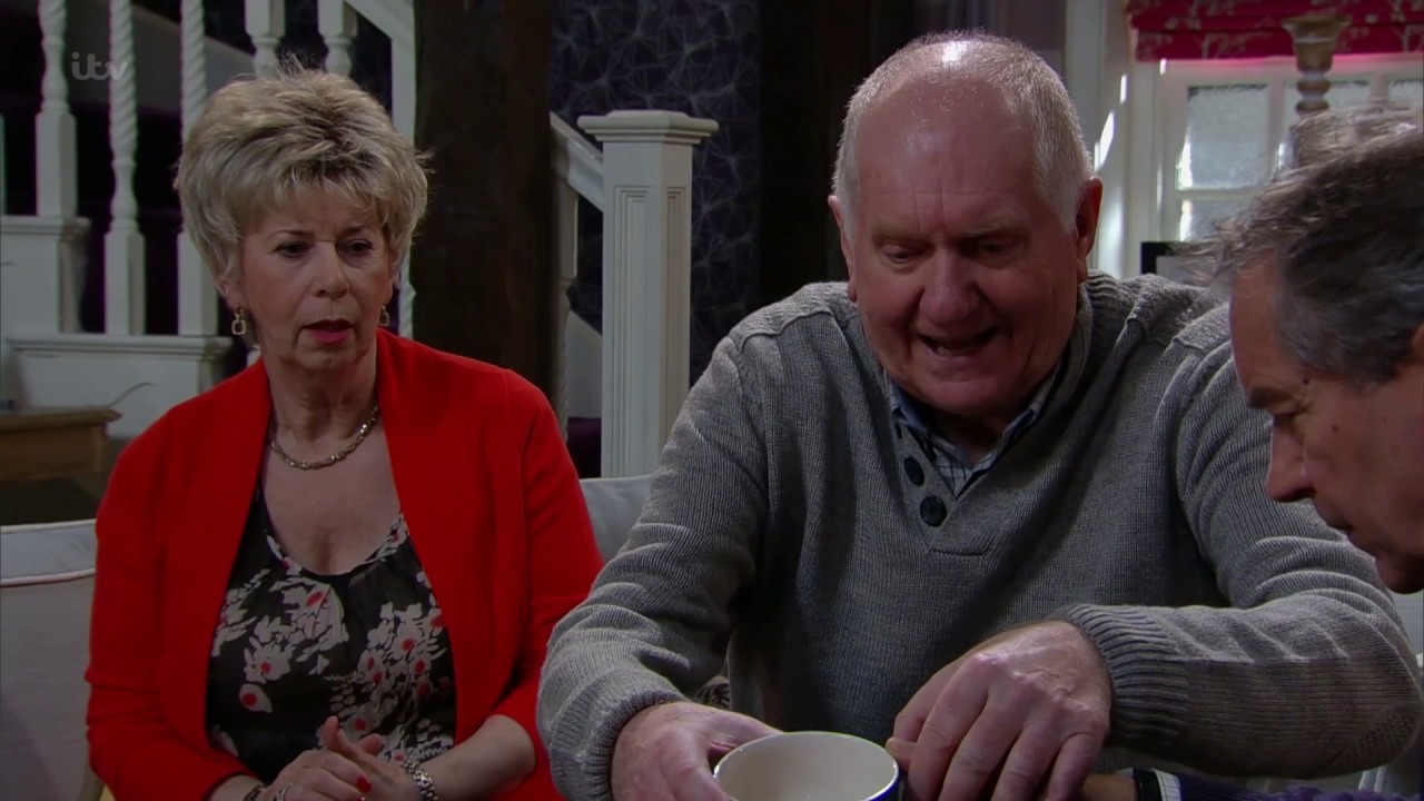 Diane and Doug Deal With a Confused Ashley - Emmerdale