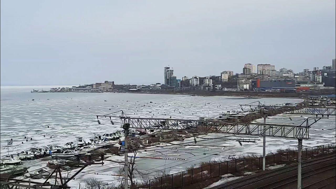Амурский залив сайт. Амурский залив Владивосток. Амурский залив Владивосток зимой. Владивосток зима 2021. Шамора Владивосток зимой.
