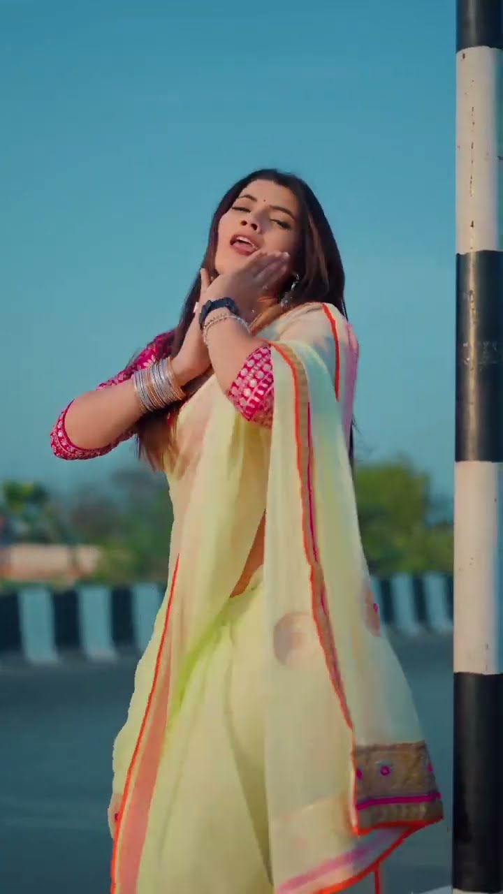 #Holi me Pileni Wishky #toshidwivedi #viralsong #holi #treding #shorts