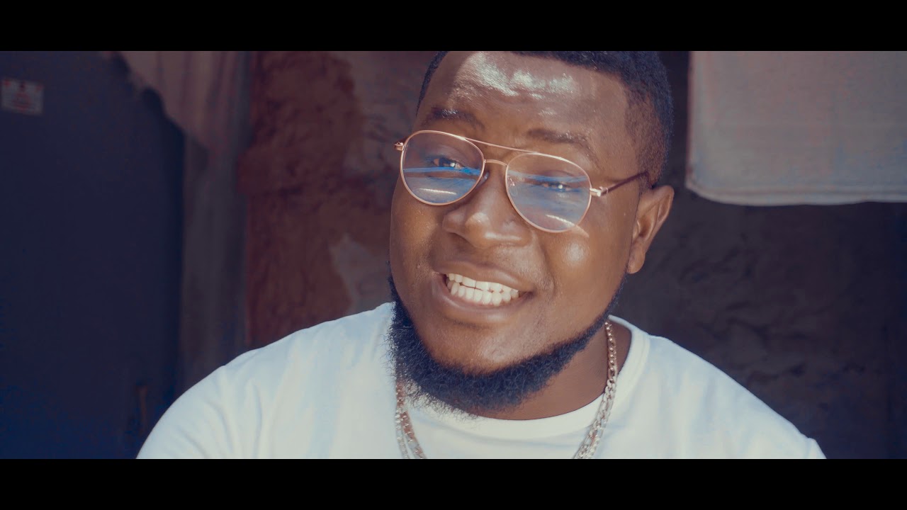 Kelly-Familia Zunguza (Official Video)