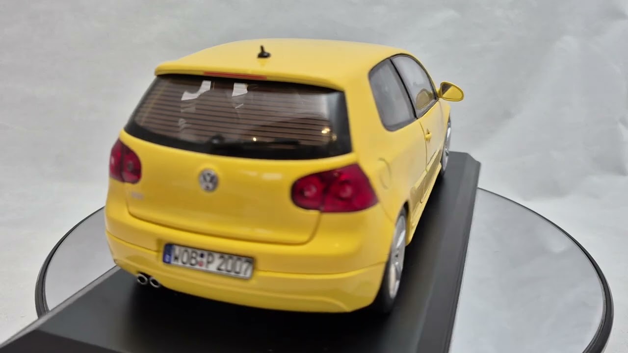 Norev 2007 VW Volkswagen Golf 5 GTI Pirelli MK5 Yellow