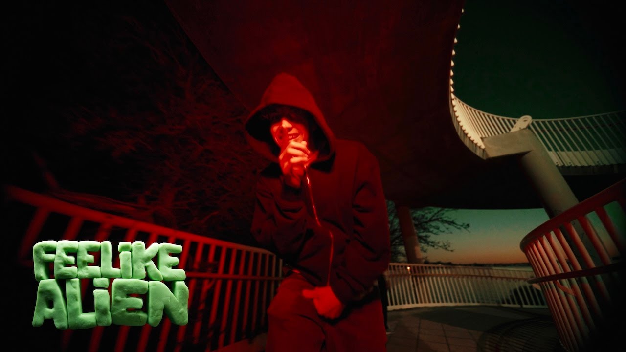 Feelikealien Presents: Kian. [ S02E07 ]