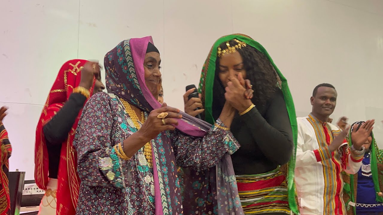 Ambassador African Ali vs  Helen brehe  live performance # Afar #culturaldance 