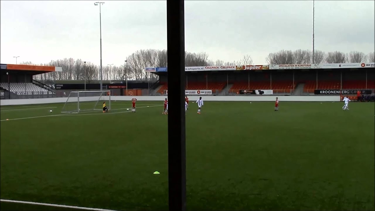 Almere City E1 vs Fortuna Wormerveer o12 - YouTube