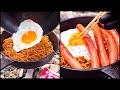 外で食べる"目玉焼きとソーセージと焼きそば"は最高！[yakisoba fried egg sausage]
