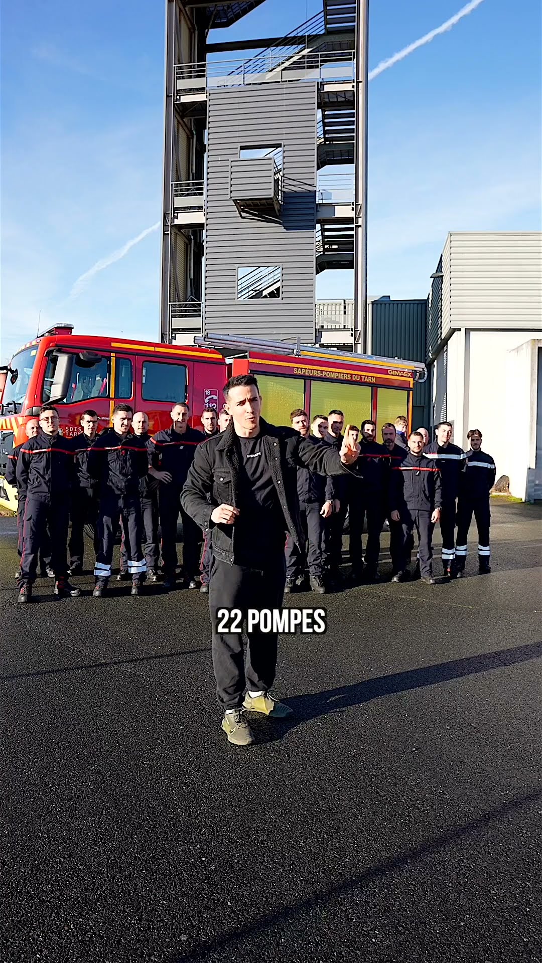 Day 22/365 push-ups challenge with firefighter !! ?