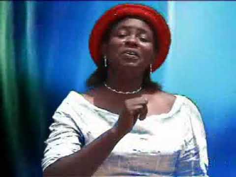 Praises by Mama Esther Kyekyere no album