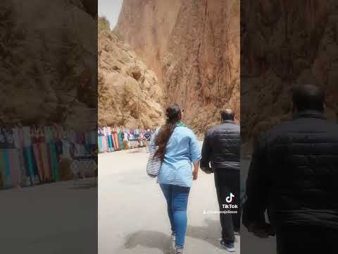يا محلا بلادي حنان هوماني مغرب مغربية تودغا مضايق جمال طبيعة احبكم لكم  
