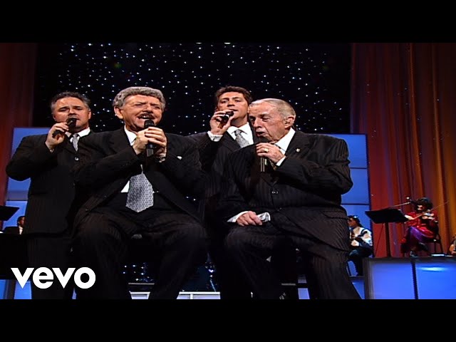 Bill & Gloria Gaither - Taller Than Trees [Live] ft. Old Friends