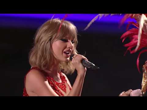 Nicki Minaj MTV VMA 2015 Performance With Taylor Swift