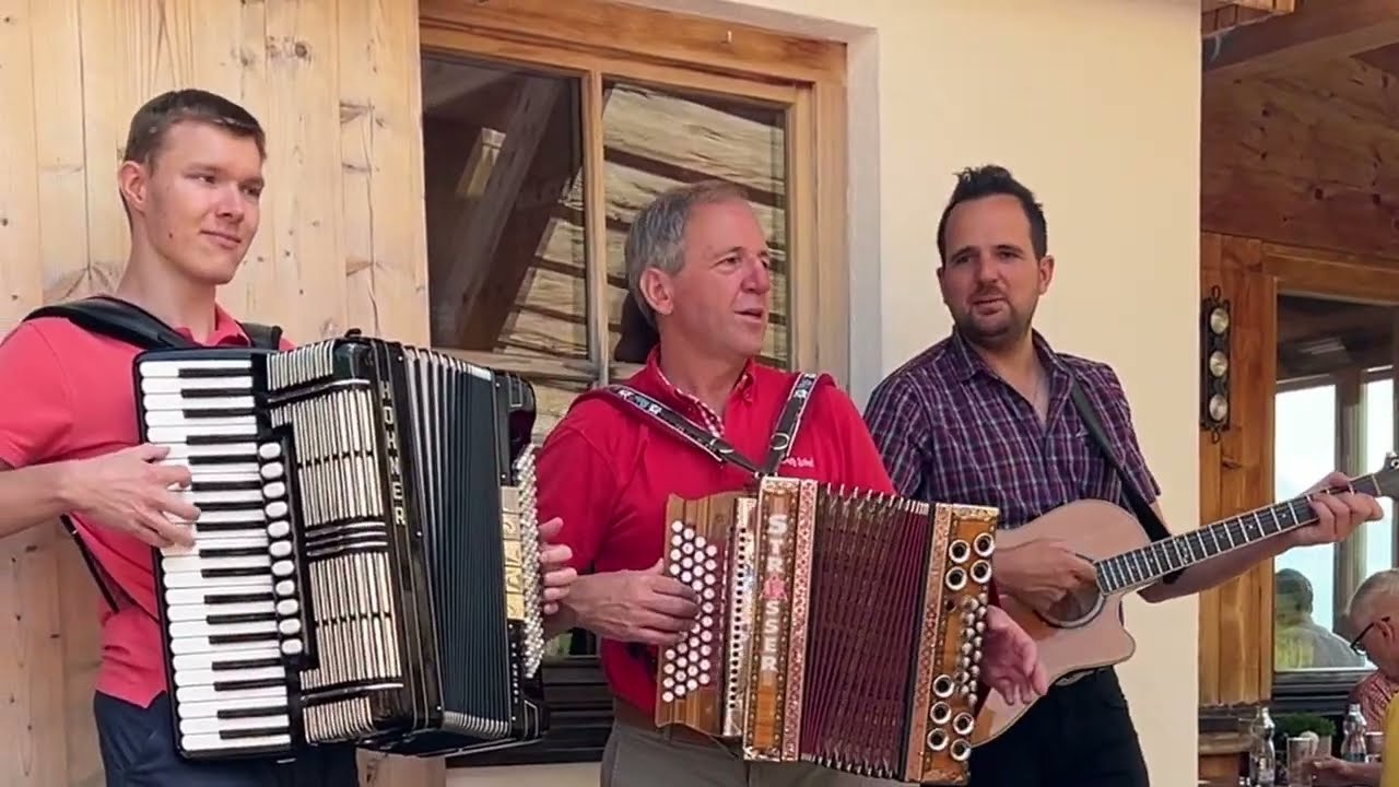 Zu Besuch im ZELLBERG STÜBERL, Juli 2023 | Zellberg-Krainer Mix