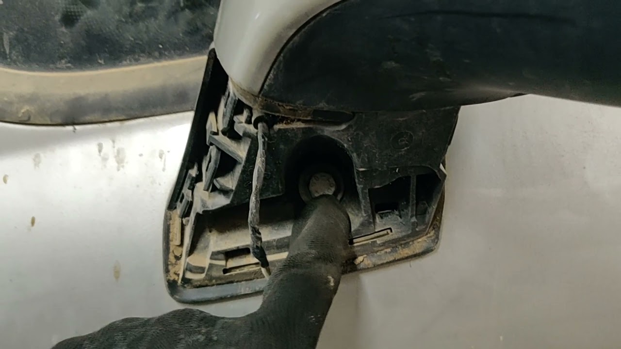 How Can I Stick My Wing Mirror Back On at Marion Derringer blog