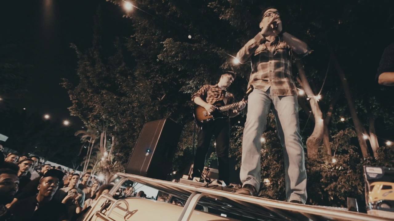 Watch Baião - Help Truck 001 on YouTube Watch Baião - Help Truck 001 on YouTube