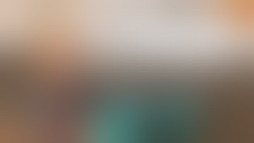 Firearms Expert Reacts to Escape From Tarkov Guns | EXP