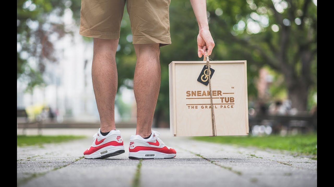 sneaker loot crate