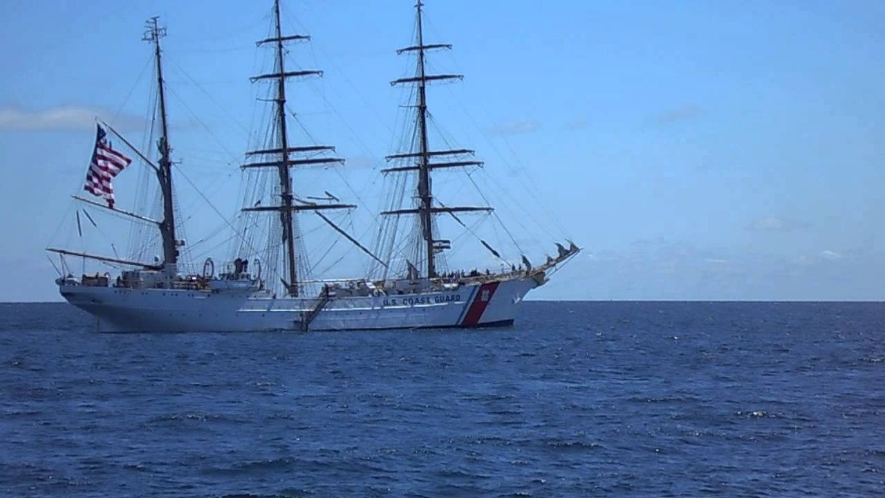 Initial approach to the Barque Eagle