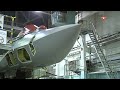 Сборка первого серийного самолета Су-57: кадры из цеха