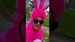 Riuscirò ad entrare a S.Siro durante Inter-Empoli vestito da coniglio rosa?Verifichiamo #bellagianda