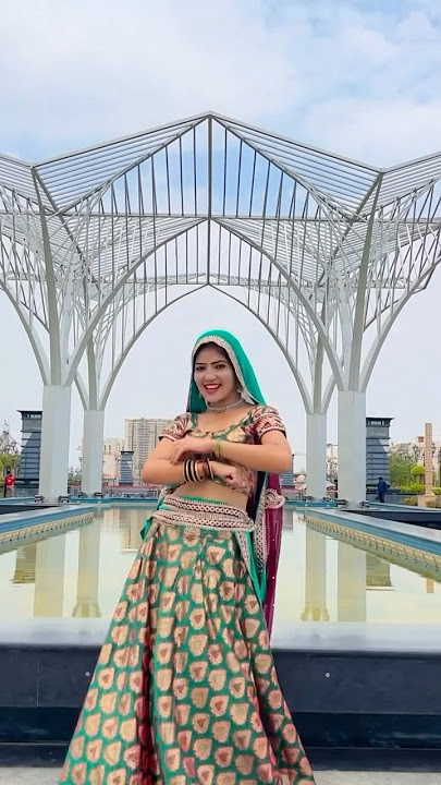 Chillgadi banke udungi tere sath #music #dance #newsong #meenageet #meenawati #trending