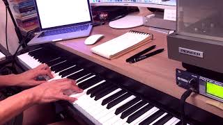 Video thumbnail of "House Rhodes / Chord Progression"
