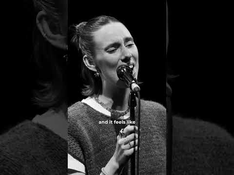 Malou Lovis – ceilings (Lizzy McAlpine Cover)