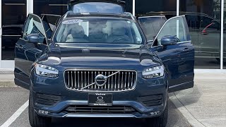 2021 Volvo XC90 T6 Momentum 7Passenger 19/28 mpg City/Hwy 2.0L i4 Engine AWD Denim Blue SUV